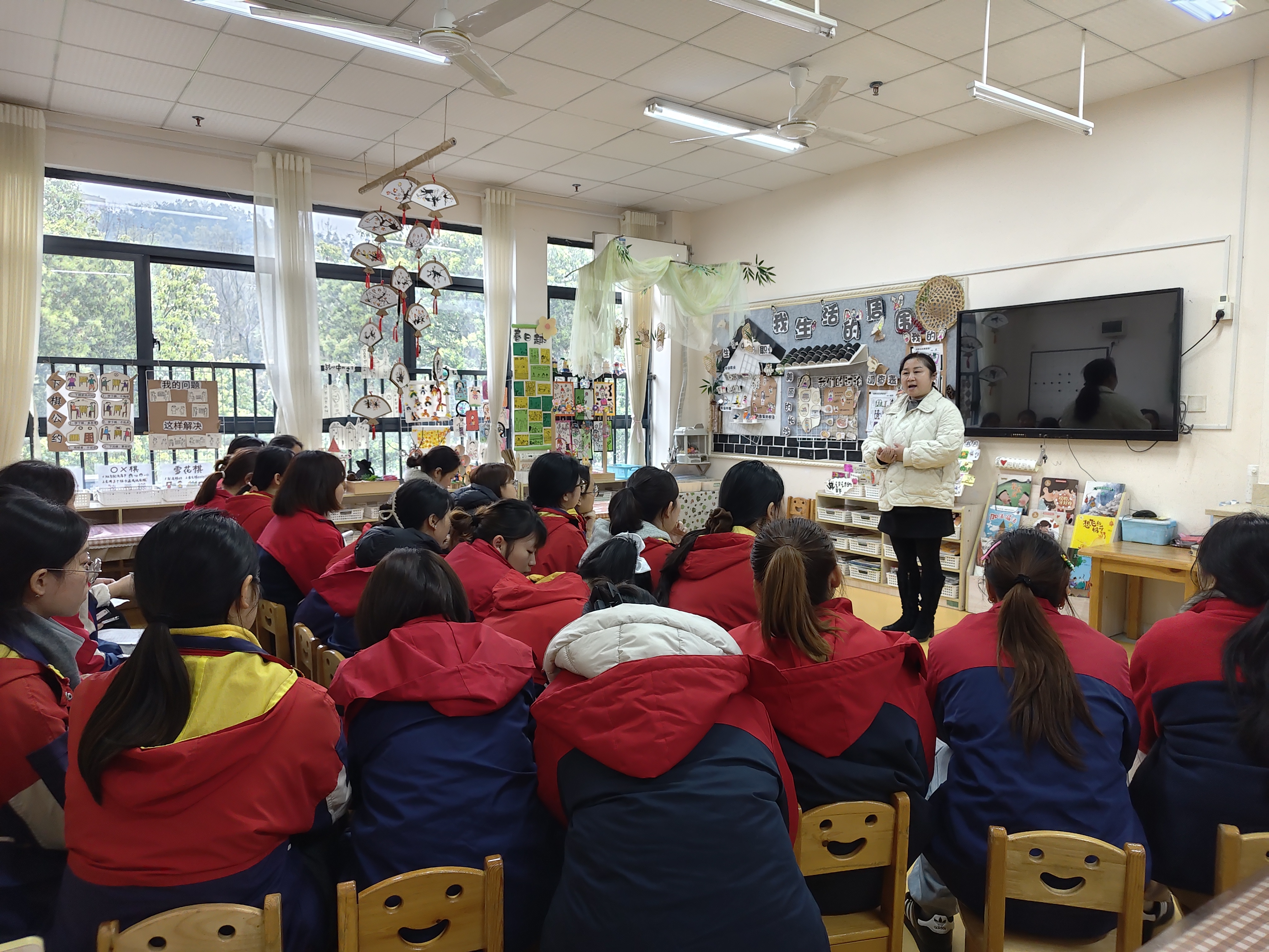 以评促学,共筑童趣|万婴澳海澜庭幼儿园班级环创评比活动